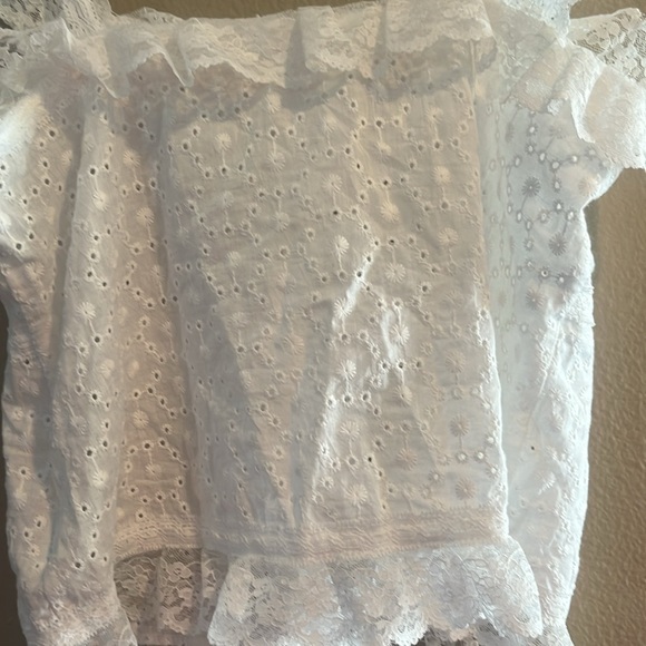 NWT Lacey White eyelet top size Small - Picture 6 of 12